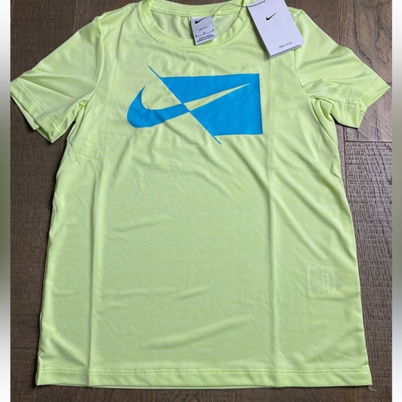 Nike Big Boy Top - Picture 1 of 2